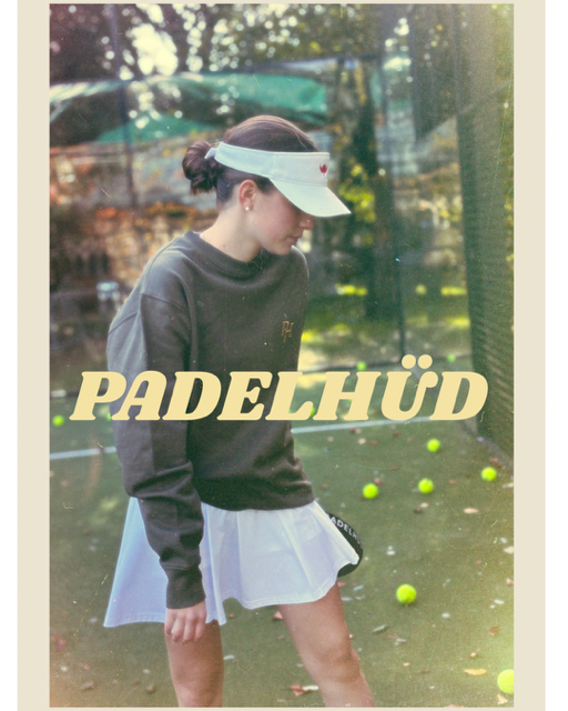 PADELHUD lifestyle on padel court