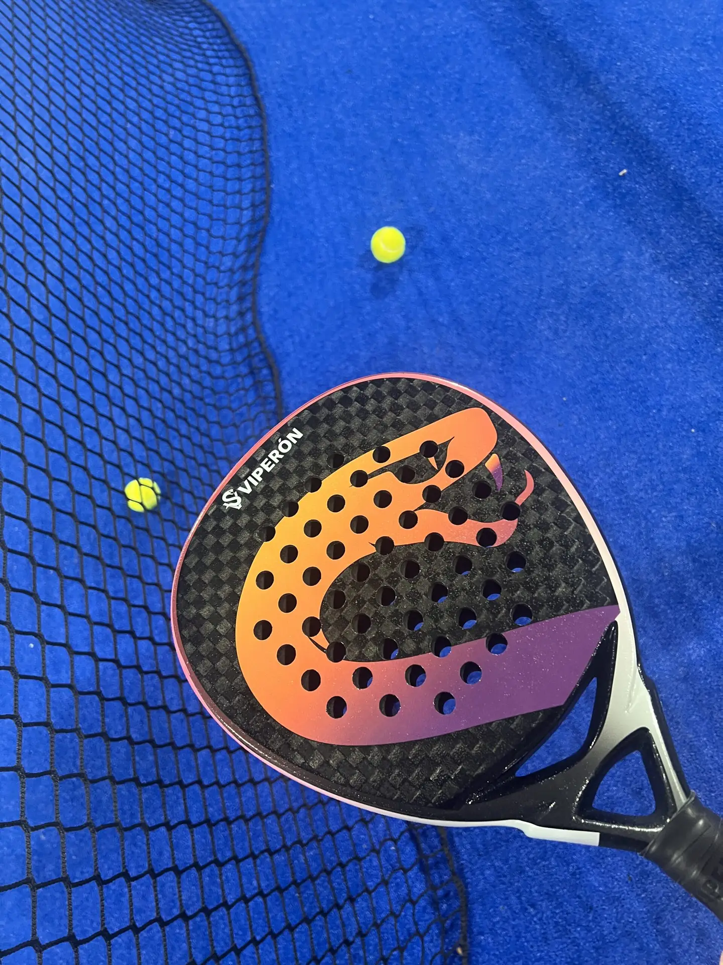 Viperon Padel racket on court
