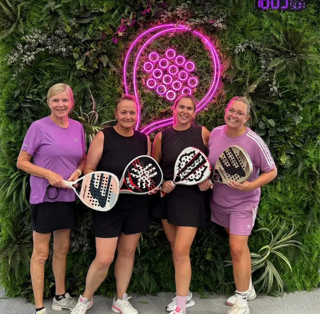 Her Court Padel Club group pic