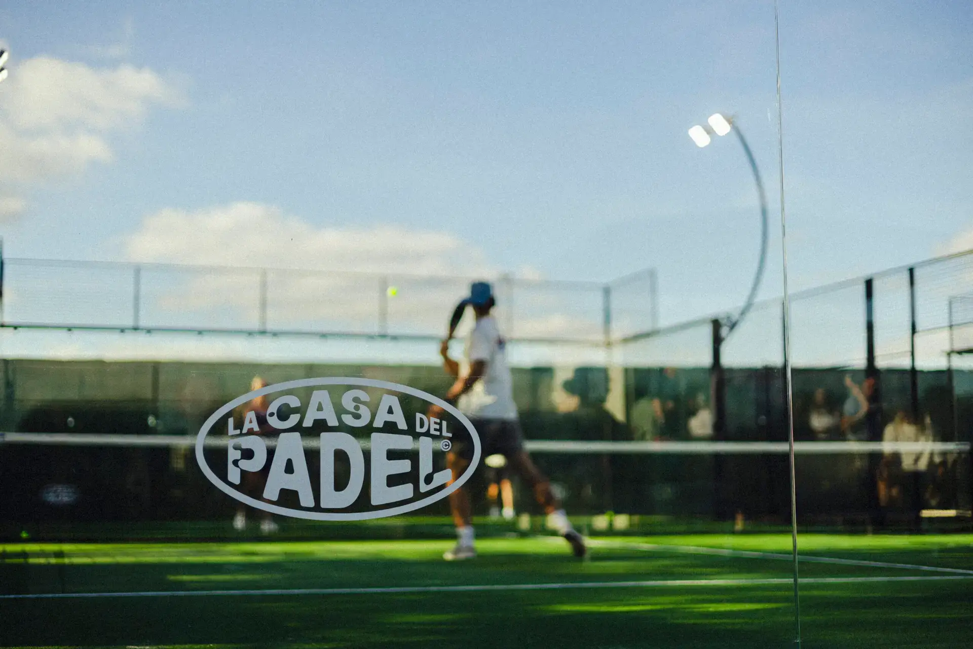 La Casa Del Padel action shot on court