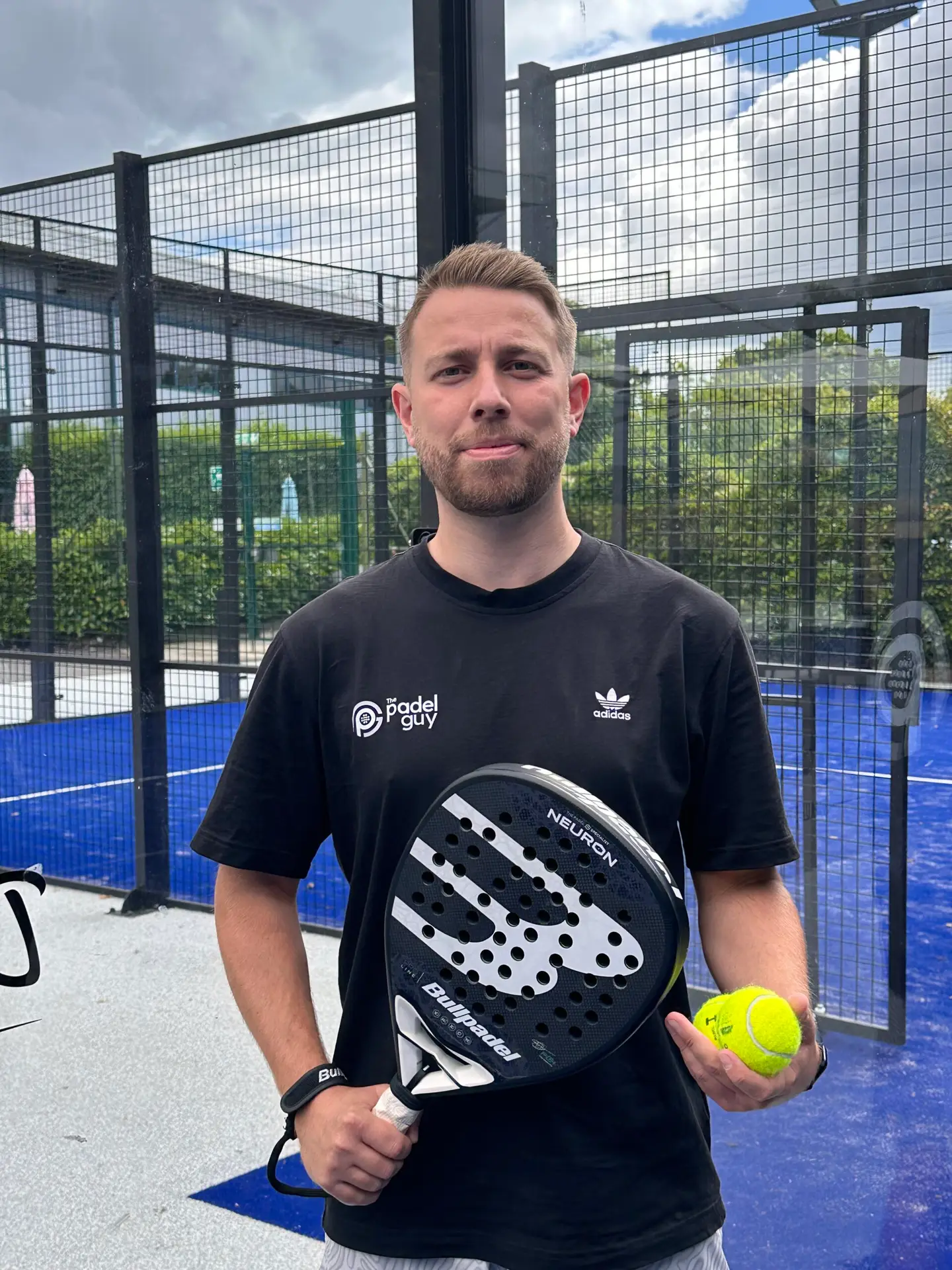 Rob Busby padel coach