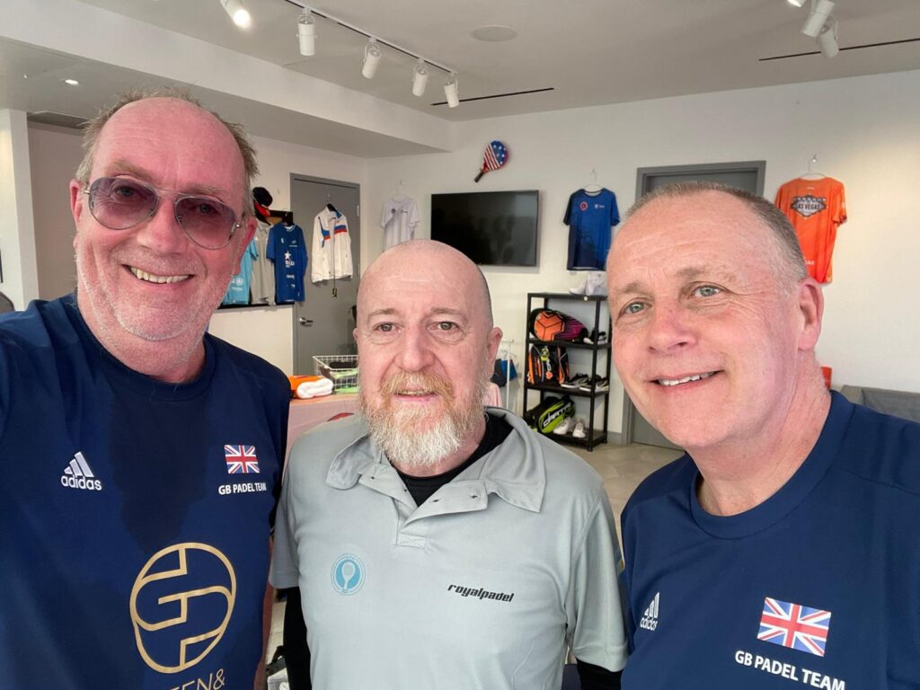 Roque Roasio and GB padel players